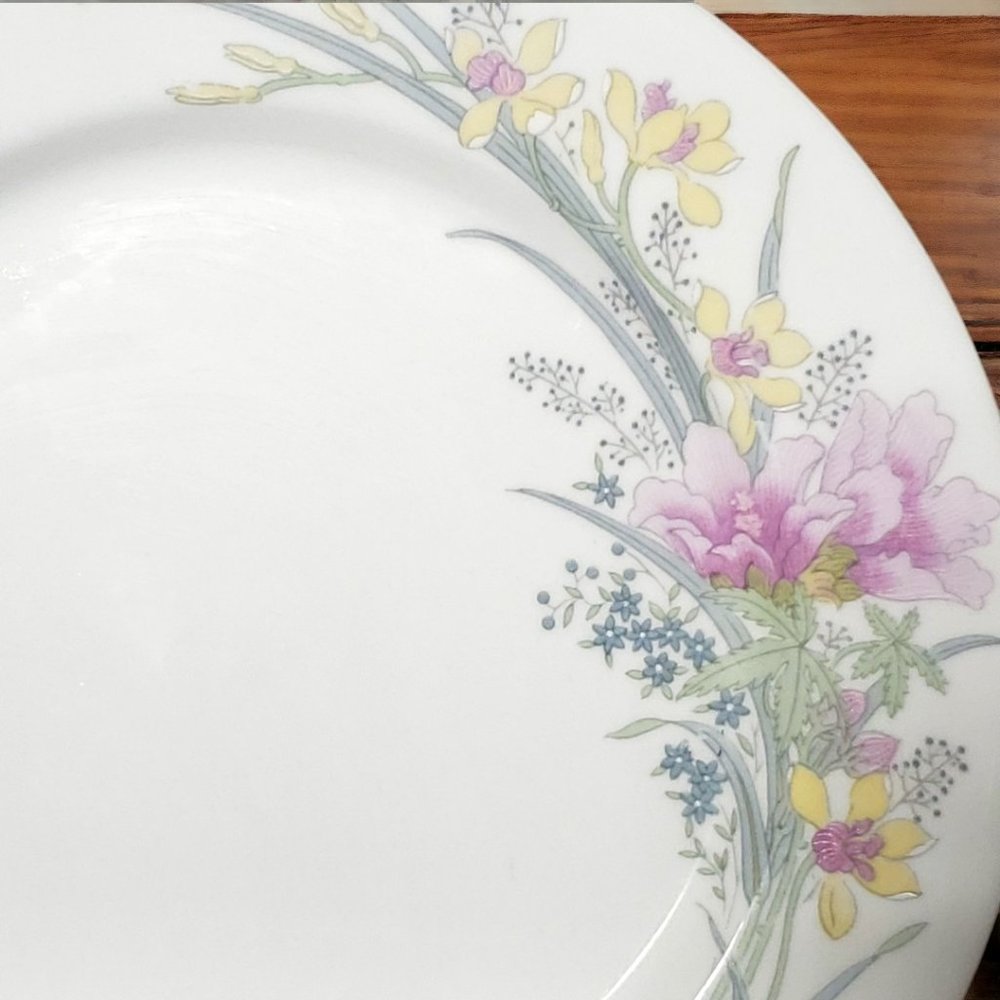 JAM2 by Jamestown Dinner Plate - Pink&Yellow Floral  1970's